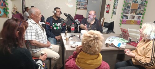 Ce 31 mai, la pension de famille de Saint-Germain-en-Laye est en fête à l’occasion de la SNPF. Une esthéticienne et une coiffeuse travaillent sur l’estime de soi en lien avec le thème de la santé choisi par Coallia. Super après-midi partagé avec les résidents.