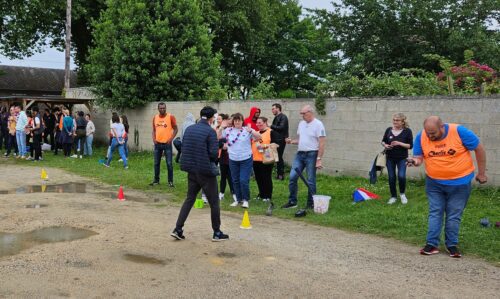 Le 21 juin, les salariés de l’UT Aisne étaient réunis pour une journée de cohésion sur le thème des olympiades.Après un repas servi par un Food Truck, tous ont pu participer à des activités diverses ( jeux picards, pétanque, tir à la corde…).Une excellente journée dans la bonne humeur.
