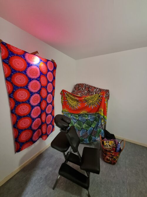 En partenariat avec l’équipe CPTS 78 Nord, ce vendredi 21 juin, les femmes accueillies sur la Résidence Sociale de Limay et sur le CHRS ont pu profiter d’un Café rencontre « Santé des femmes ».Un moment de massage était également proposé aux volontaires.
