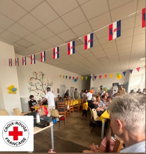 Troyes – Barbecue partenarial avec la Croix Rouge Française Vendredi 26 juillet. Une soirée inoubliable en compagnie des déplacés Ukrainiens, marquée par des retrouvailles émouvantes pour certains bénéficiaires. Un grand merci à la Croix-Rouge pour cette collaboration enrichissante !!