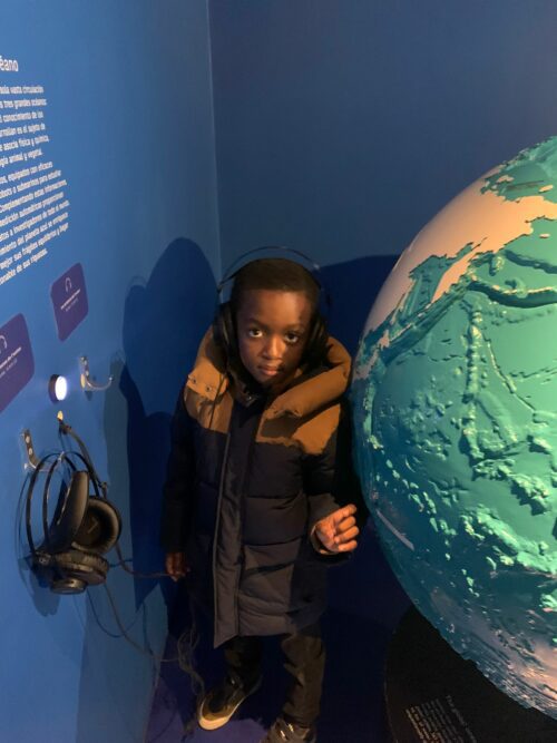 📚🧪 SSPADA91: Cité des Sciences à Paris ! 🧪📚Dans le cadre du programme Renfort pour le soutien scolaire des enfants des BPI, nos 19 jeunes ont exploré la robotique, le planétarium, sous-marin, et bien plus encore ! Cette sortie a stimulé leur curiosité et favorisé l’apprentissage ludique.