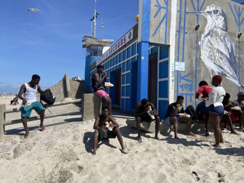 Fort Mahon plage : une journée qui mérite encore quelques photos. Plaisir du partage, réconciliation avec l’environnement aquatique et marin, envole des cerfs-volants