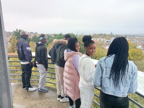 Le samedi 26 octobre, des jeunes du SAMNA ont participé au Archéo’Halloween organisé par le Jardin Archéologique de St Acheul avec. Au programme: petits jeux de piste, visite du site et voyage à travers le temps.
