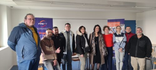 Une première à Sens avec le FPETT ! Vendredi 7 février s’est tenu le bilan de l’action coaching « Tremplin » qui s’est déroulée du 3 au 7 février. Cette action a réuni 6 bénéficiaires du RSA suivis par Coallia dans le cadre de la Garantie d’Activité Départementale. Merci aux participants.