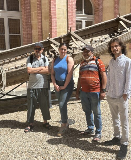La sortie collective intitulée « Voyage au cœur de l’Histoire », organisée avec les résidents du foyer , s’est déroulée au Musée d’Archéologie Nationale. Cette activité a permis aux participants de découvrir le patrimoine historique français tout en stimulant leur curiosité et leur mémoire.