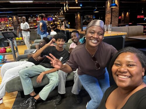 🎳 Un moment de partage au bowling ! 🎳L’HUDA de Malakoff a profité d’un agréable moment de convivialité au bowling avec les personnes hébergées. Une belle occasion de partager, de rire et de créer de beaux souvenirs ensemble ! 😊Une belle expérience, très appréciée par les résidents