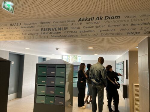 [DT 93] 21/09 – 2ème visite découverte organisée pour les salariés du 93, cap sur la résidence sociale d’EPINAY. Retour sur l’histoire de cet ancien foyer des 70’s et rencontre du doyen des résidents avec ses 49 ans d’ancienneté ! Un grand merci à Mohamed pour son accueil ainsi qu’aux participants !