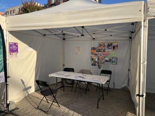 📢 La Plateforme de répit d’Aulnay-sous-Bois est présente aujourd’hui et demain au Village des Aidants à Saint-Denis ! 📍 46 rue Proudhon, métro Front Populaire. Stands, conférences et animations aidants-aidés 🤝💜 Venez nous rencontrer !